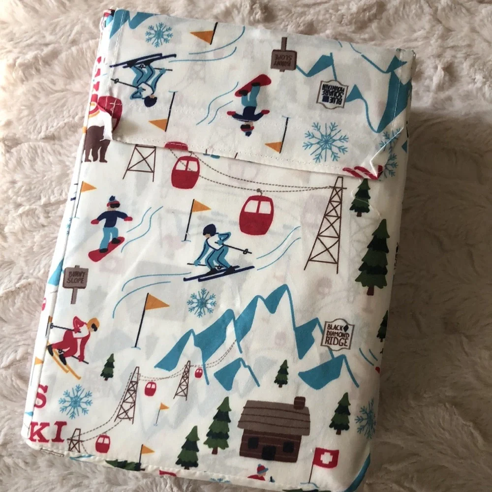 Wellesley Manor Ski Mountain Sheet Set - FULL